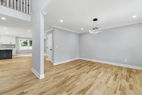 345 Christopher Street Oceanside NY 11572