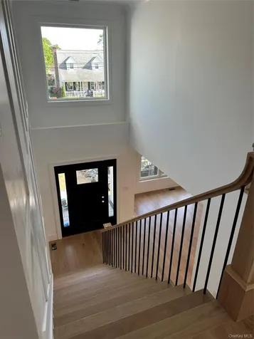 3986 William Street Seaford NY 11783