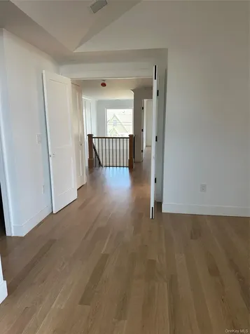 3986 William Street Seaford NY 11783