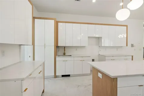 130 Union Road Spring Valley NY 10977