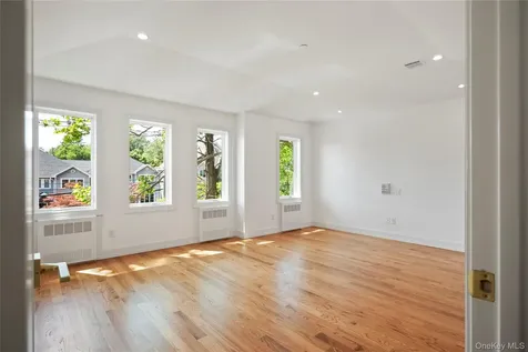 130 Union Road Spring Valley NY 10977