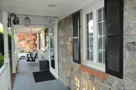 1984 Russell Street North Bellmore NY 11710