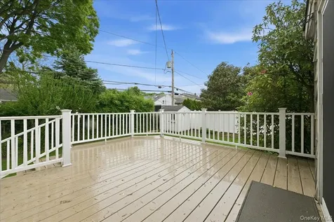 17 Avon Road Farmingdale NY 11735