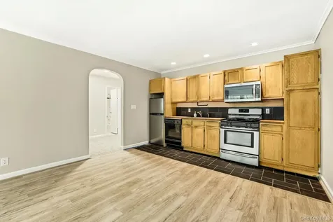 22 Alden Place Bronxville NY 10708
