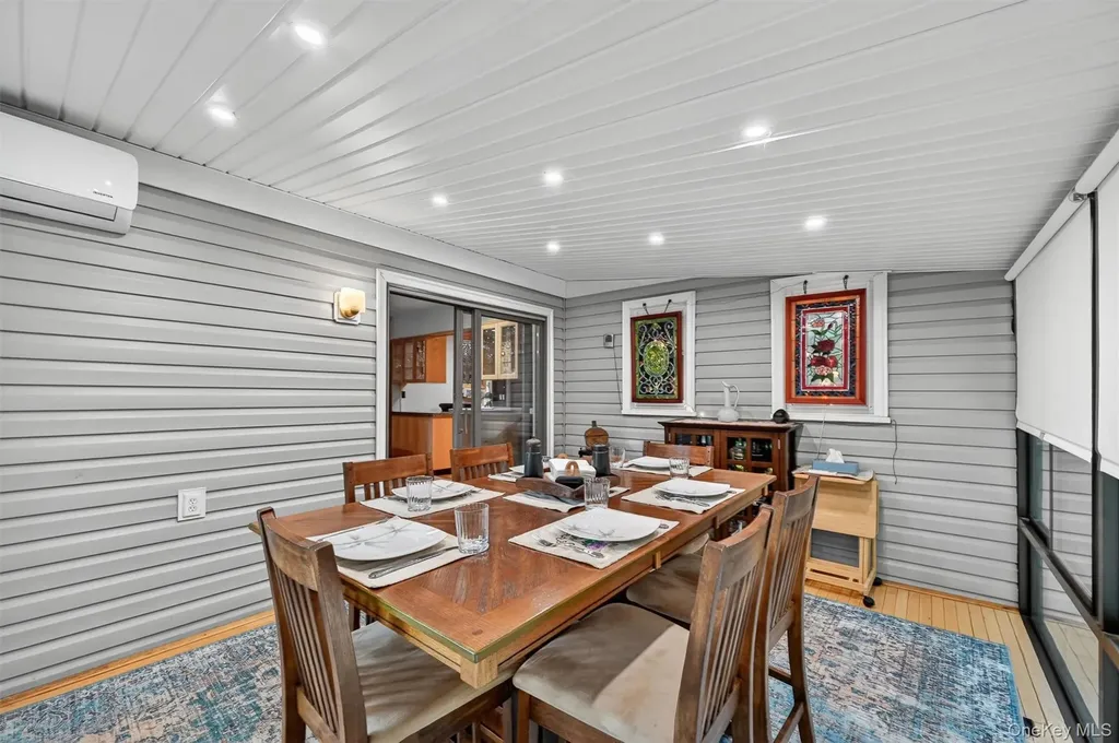 7 Spur Drive Nanuet NY 10954