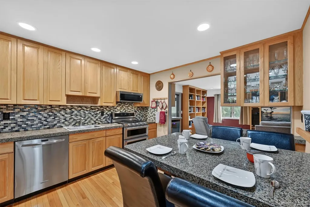 7 Spur Drive Nanuet NY 10954