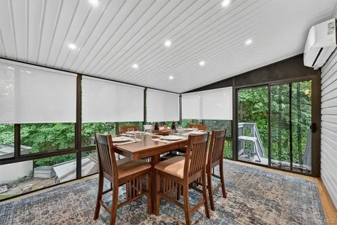 7 Spur Drive Nanuet NY 10954
