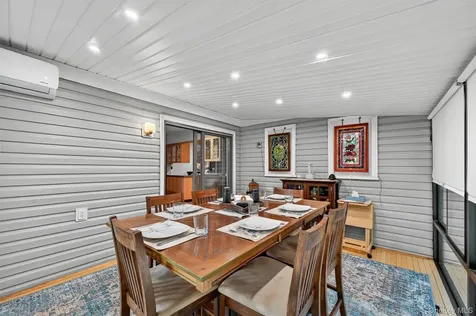 7 Spur Drive Nanuet NY 10954