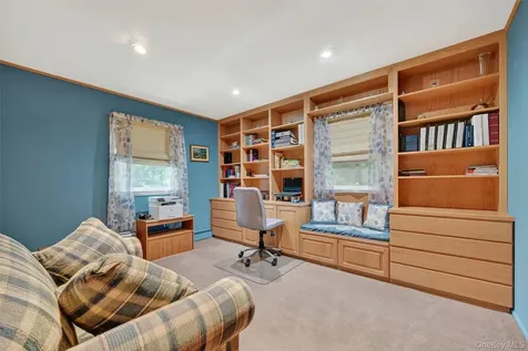 7 Spur Drive Nanuet NY 10954