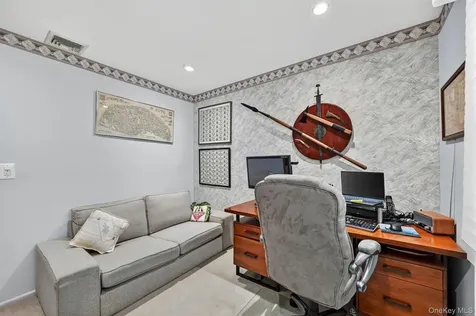 7 Spur Drive Nanuet NY 10954