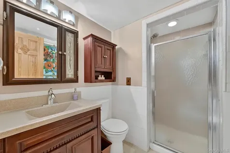 7 Spur Drive Nanuet NY 10954
