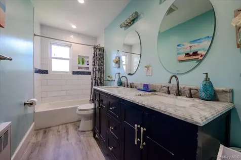 120 Sutton Drive Plainview NY 11803
