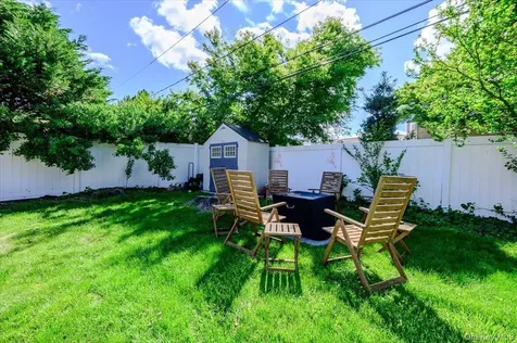 120 Sutton Drive Plainview NY 11803