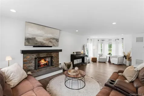 587 Blue Point Road Holtsville NY 11742