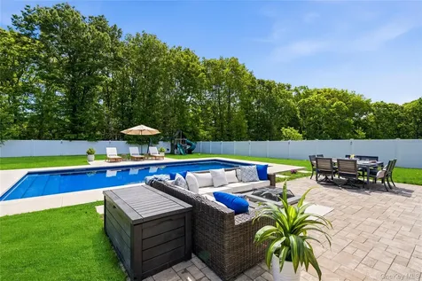 587 Blue Point Road Holtsville NY 11742