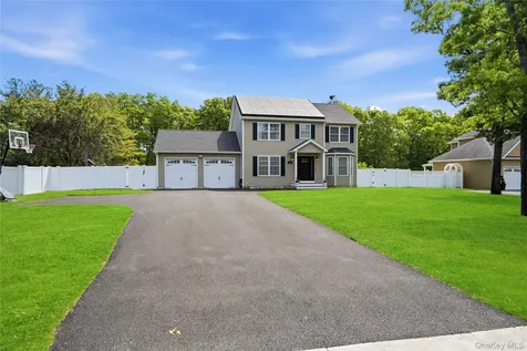 587 Blue Point Road Holtsville NY 11742