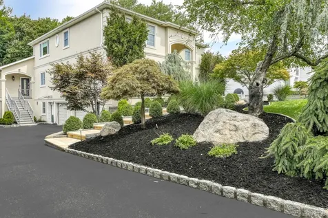 4 Cortland Road Monsey NY 10952