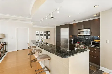 403 E Boardwalk Long Beach NY 11561