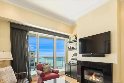 403 E Boardwalk Long Beach NY 11561
