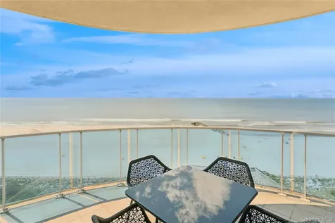 403 E Boardwalk Long Beach NY 11561