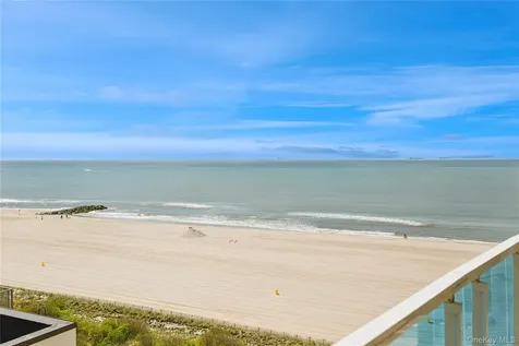 403 E Boardwalk Long Beach NY 11561
