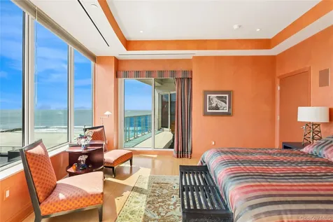 403 E Boardwalk Long Beach NY 11561