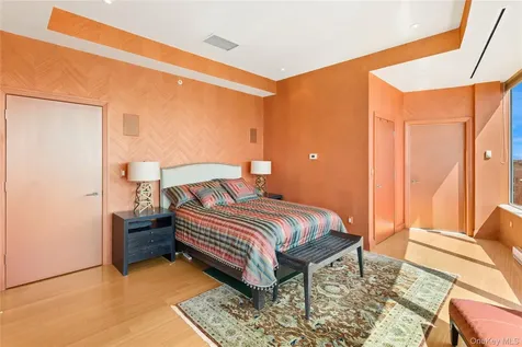 403 E Boardwalk Long Beach NY 11561