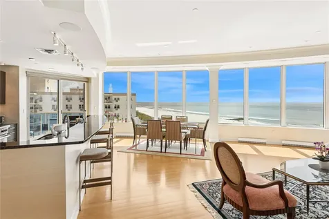 403 E Boardwalk Long Beach NY 11561
