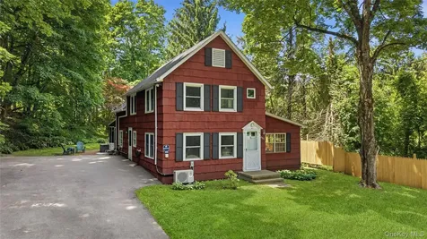488 Shenandoah Road Hopewell Junction NY 12533
