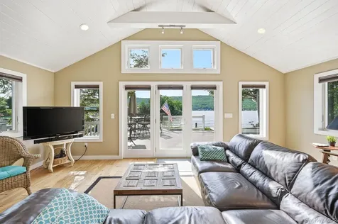 53 Shore Avenue Greenwood Lake NY 10925