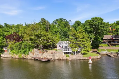 53 Shore Avenue Greenwood Lake NY 10925