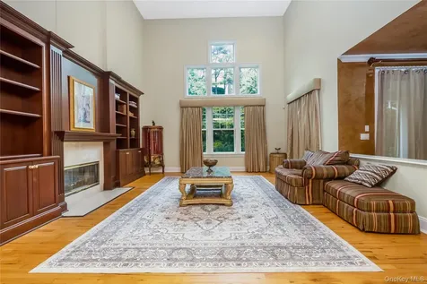 47 Pembroke Drive Glen Cove NY 11542