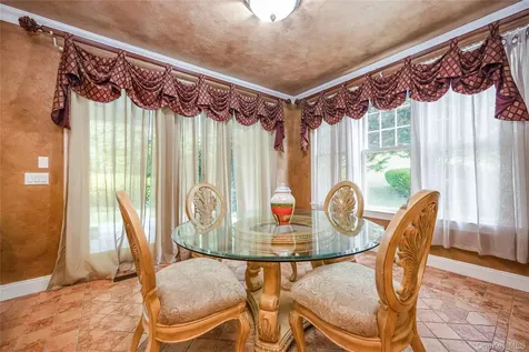 47 Pembroke Drive Glen Cove NY 11542