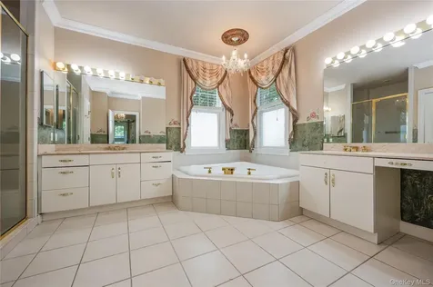 47 Pembroke Drive Glen Cove NY 11542