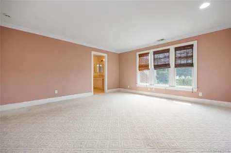 47 Pembroke Drive Glen Cove NY 11542