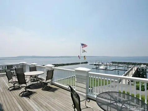 47 Pembroke Drive Glen Cove NY 11542