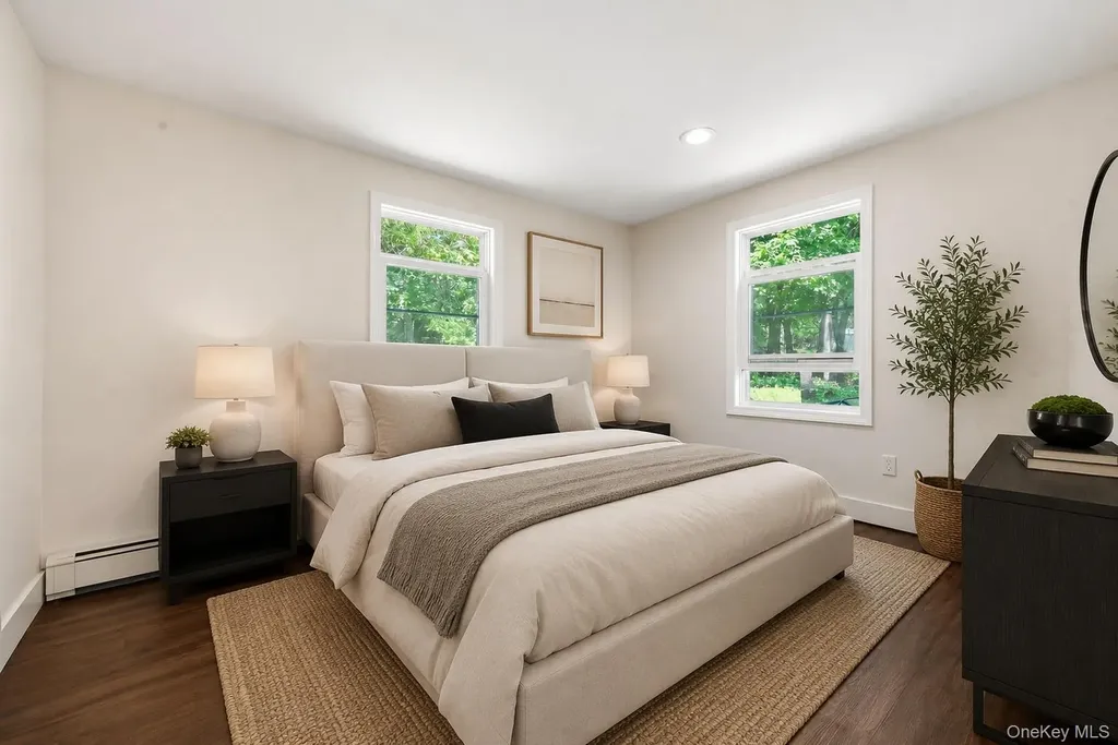 27 Lindner Place Smithtown NY 11787