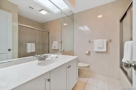 225 Hamlet Drive Jericho NY 11753