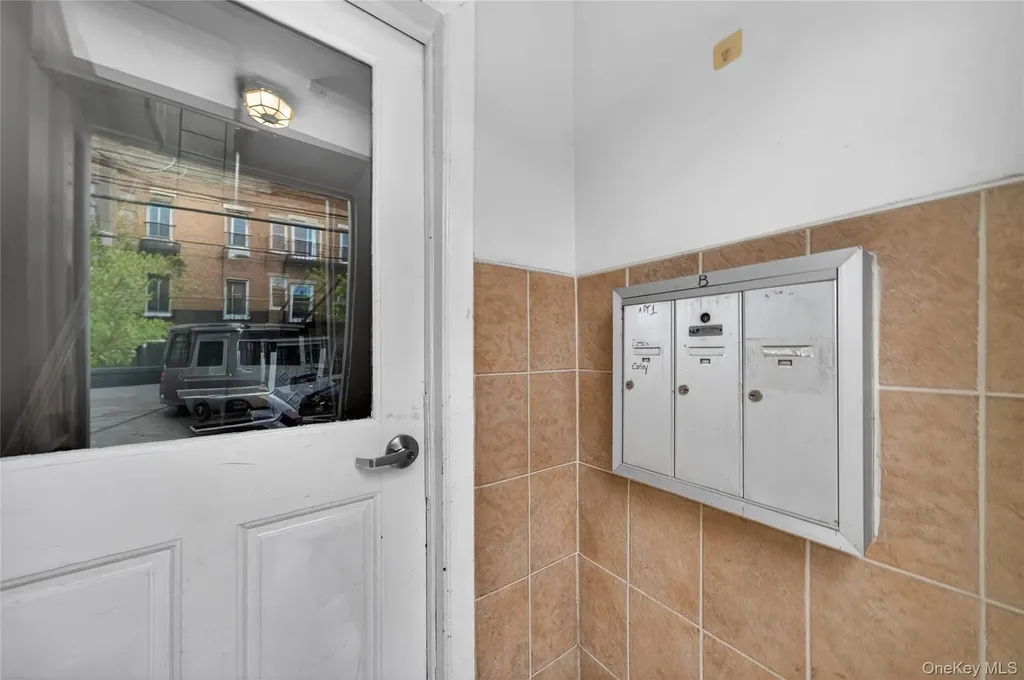 647 Manida Street Bronx NY 10474
