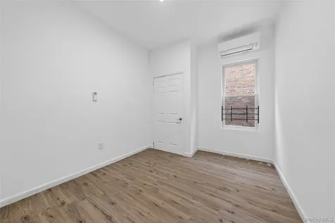 647 Manida Street Bronx NY 10474