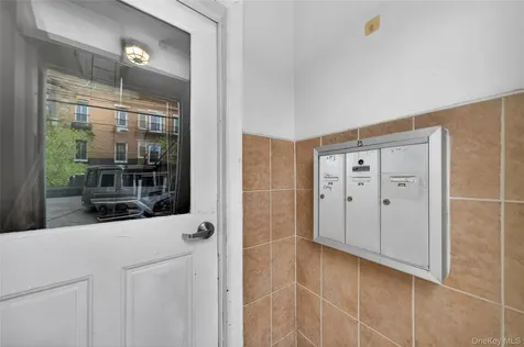 647 Manida Street Bronx NY 10474