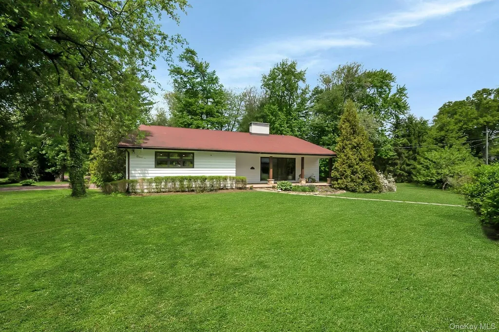 1 Canterbury Road Scarsdale NY 10583