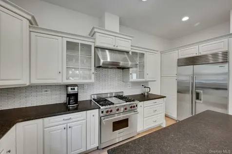 1 Canterbury Road Scarsdale NY 10583