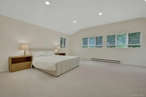 1 Canterbury Road Scarsdale NY 10583