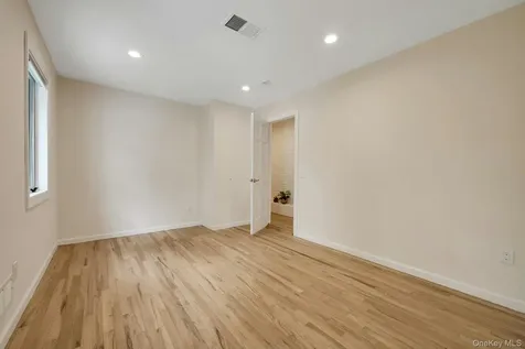 1 Canterbury Road Scarsdale NY 10583
