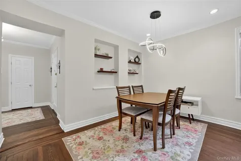 824 Palmer Road Bronxville NY 10708