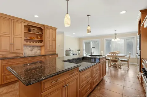 35 3rd Avenue Massapequa Park NY 11762