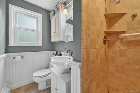 7 Windsor Brook Lane Tappan NY 10983
