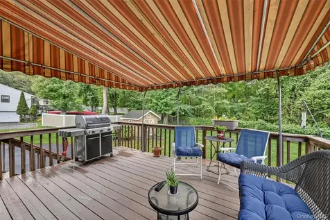 7 Windsor Brook Lane Tappan NY 10983