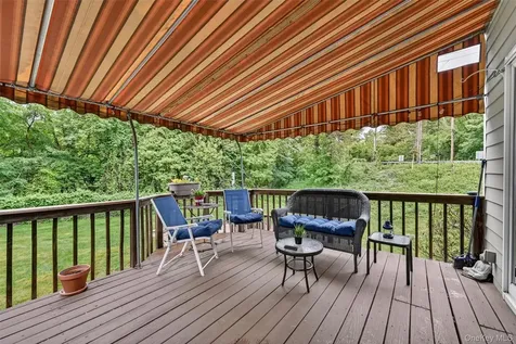 7 Windsor Brook Lane Tappan NY 10983